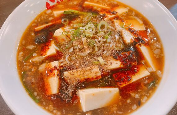 リピーター続出！伊丹で辛いラーメンをお探しなららうめん蔵へ