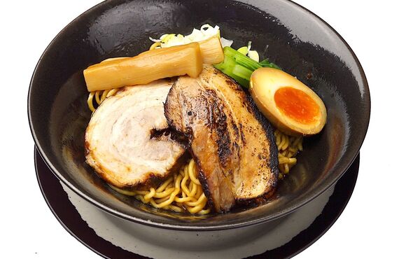 伊丹で美味しい油そばはらうめん蔵にお任せ！
